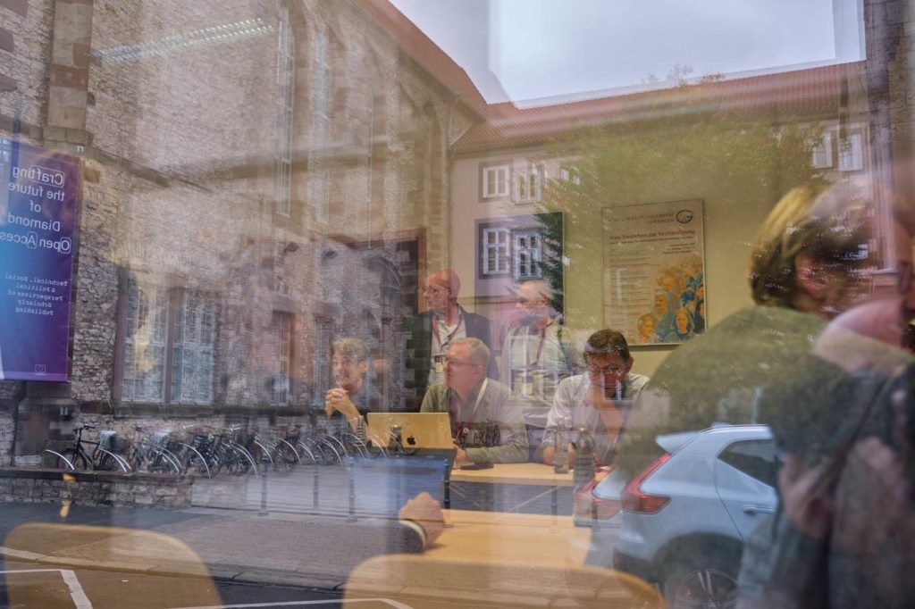 Treffen der Nationalen Knotenpunkte für Diamond OA am Rande der Konferenz (Foto: Martin Liebetruth)