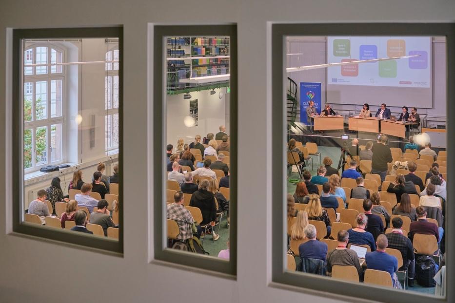 Paneldiskussion (Foto: Martin Liebetruth)